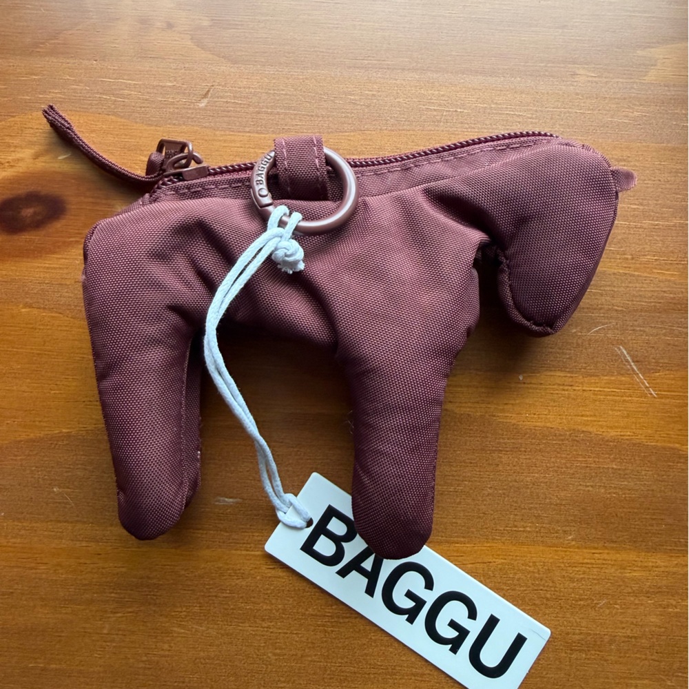 BAGGU Burgundy Horse-Shaped Pouch